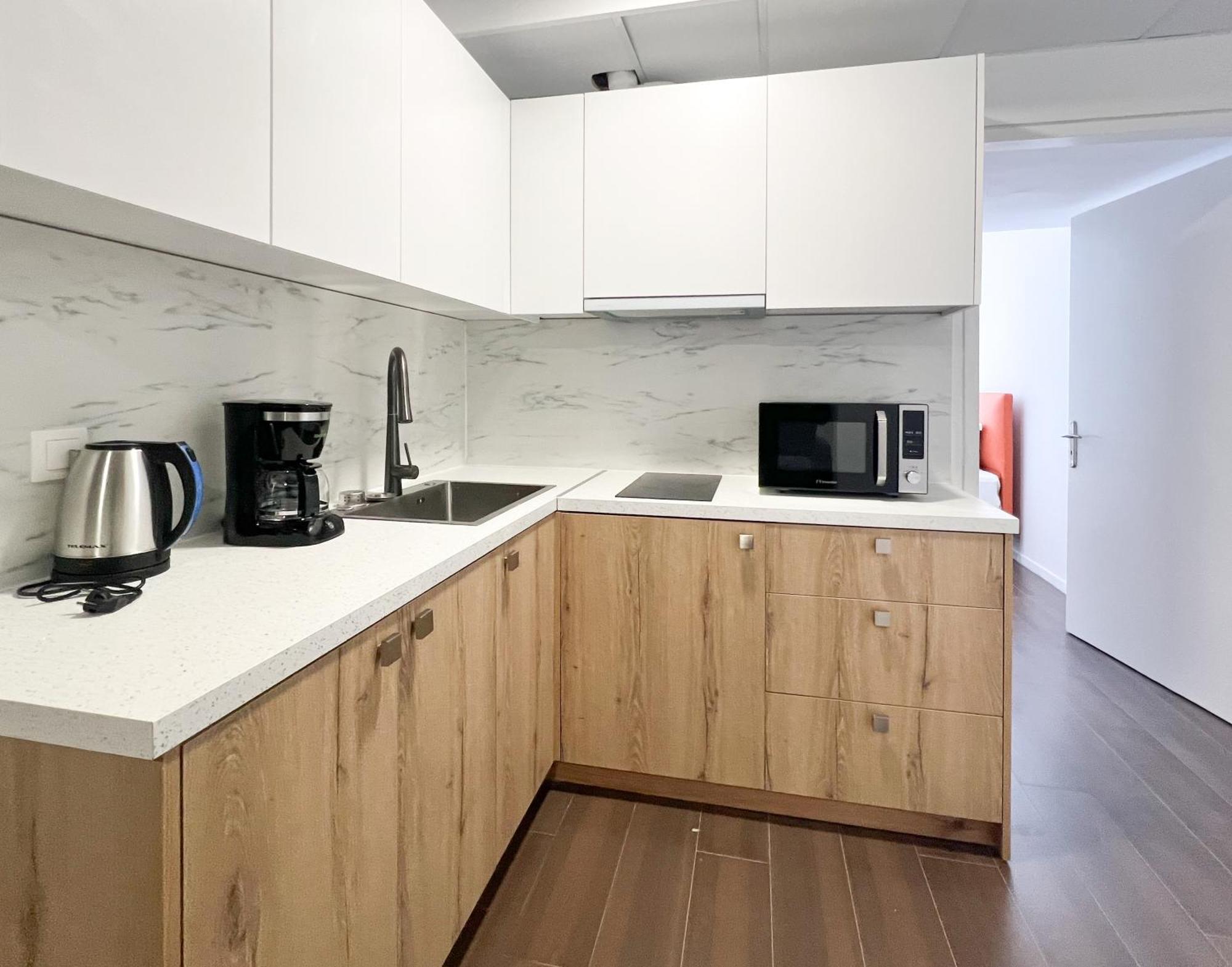 Anhome K11 Serviced Apartments Plus Atina Dış mekan fotoğraf